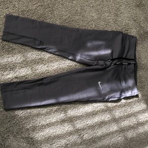 light grey cropped nike leggings